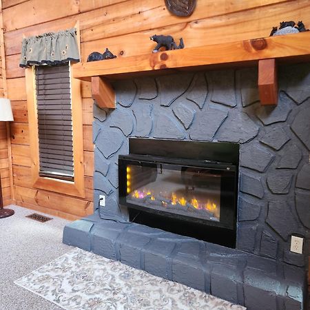 Story Brook: Beautiful True Log Cabin! Close To Dollywood, State Park, And More! Sevierville Εξωτερικό φωτογραφία