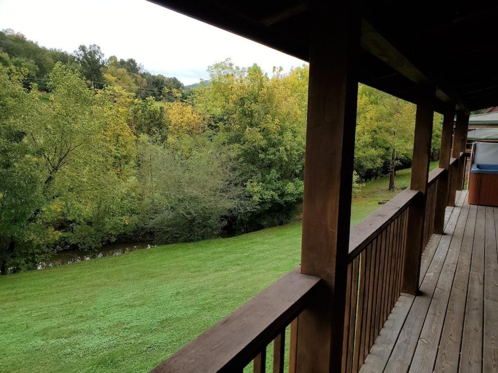 Story Brook: Beautiful True Log Cabin! Close To Dollywood, State Park, And More! Sevierville Εξωτερικό φωτογραφία