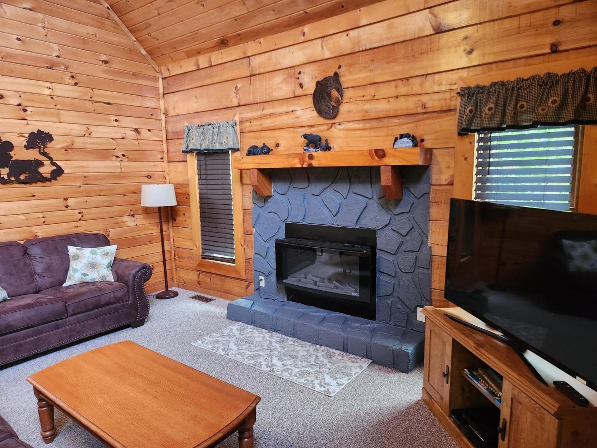 Story Brook: Beautiful True Log Cabin! Close To Dollywood, State Park, And More! Sevierville Εξωτερικό φωτογραφία